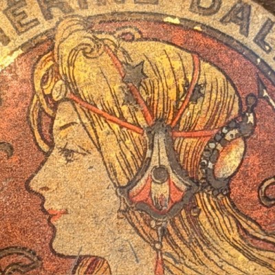Boîte de dragées à la Cocaïne - Gosiérine DALLOZ - Art Nouveau - Alfons Mucha