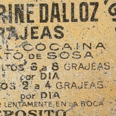 Boîte de dragées à la Cocaïne - Gosiérine DALLOZ - Art Nouveau - Alfons Mucha
