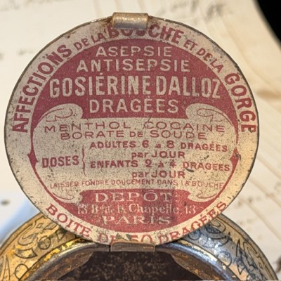 Boîte de dragées à la Cocaïne - Gosiérine DALLOZ - Art Nouveau - Alfons Mucha