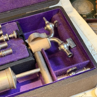 Dr. Potain’s aspirator - 1880 - Antique medical instrument - Charrière