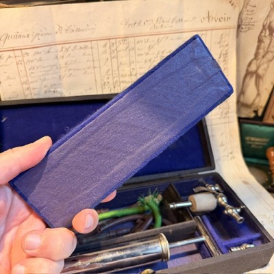 Dr. Potain’s aspirator - 1880/1890 - Antique medical instrument