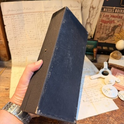 Aspirateur du Dr Potain dans son coffret - 1880/1890