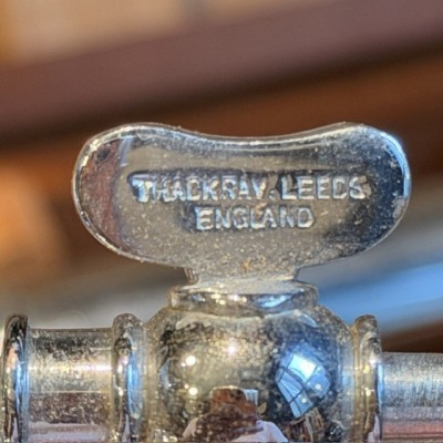 Aspirateur du Dr Potain dans son coffret bois - THACKRAY LEEDS ENGLAND