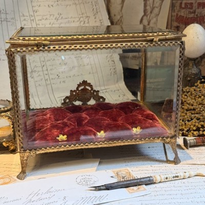 Large Napoleon III Beveled Glass and Brass Wedding Box - 19th Century - Bride's Crown Reliquary Display Case