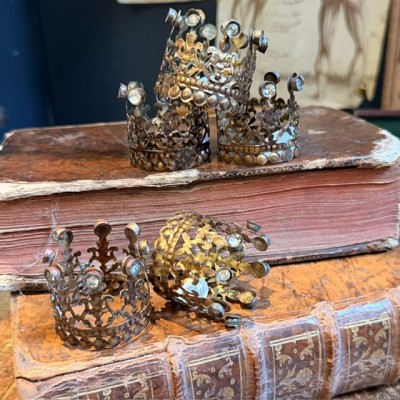 Mini rhinestone crown by Maison Boncoeurs