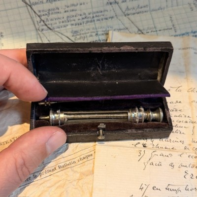 Antique hypodermic syringe of PRAVAZ - End of the 19th