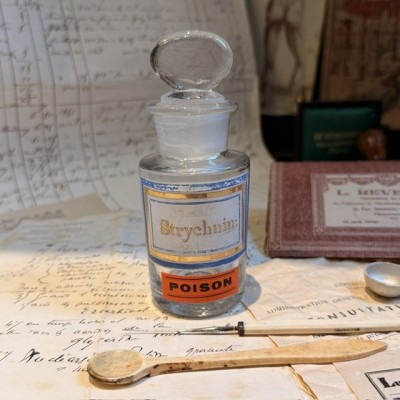 Strychnine - POISON cabinet - Antique pharmacy bottle