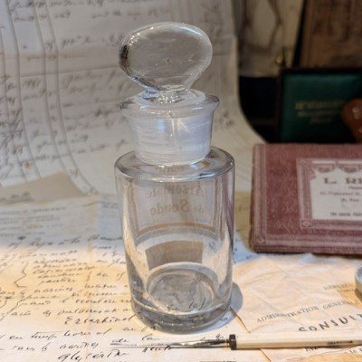 Arsenic - Sodium arsenate - POISON cabinet - Antique pharmacy bottle
