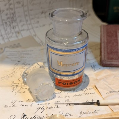 Mercury bottle - Treatment against syphilis