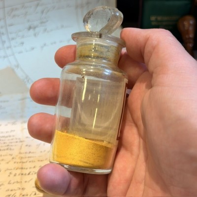 Turbith Minéral - Mercury pharmacy bottle