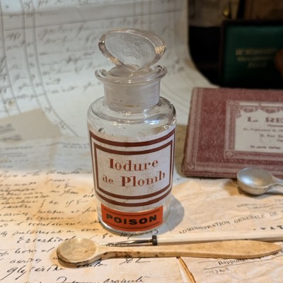 Lead iodide pharmacy bottle