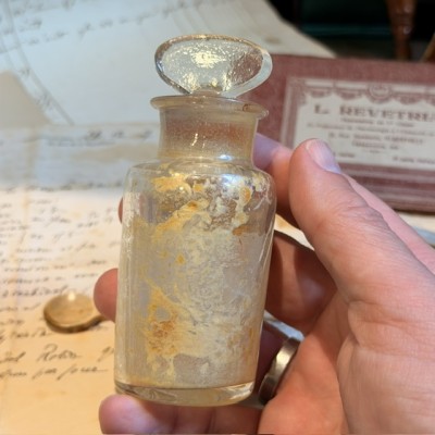 Narceine - Opium Derivative - POISON cabinet - Antique pharmacy bottle