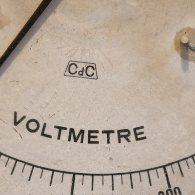 Table CdC voltmeter - Industrial Dial for Industrial Electrical Panel