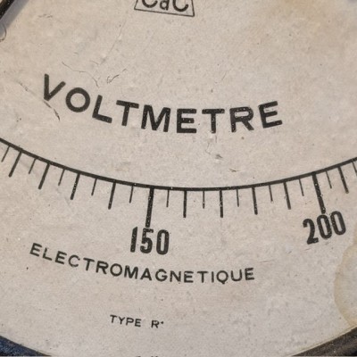 Voltmètre à mécanisme apparent - Cadran tableau électrique 1920-1950